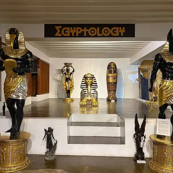 Museum of Wonders, Package 1 · Adventure & Wonder